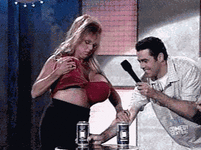 teta-cerveza.gif